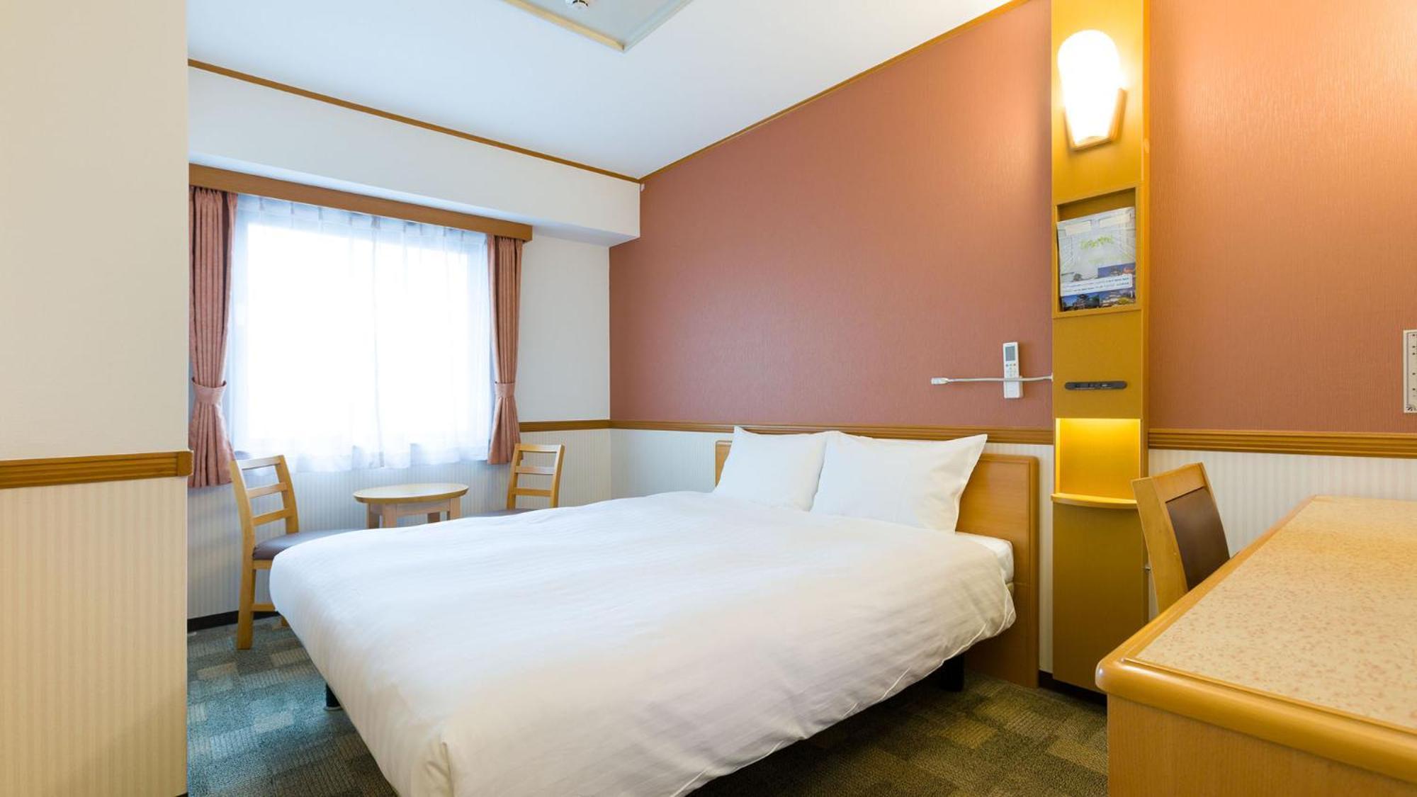 Toyoko Inn Takasaki Eki Nishi Guchi No 2 Oda fotoğraf