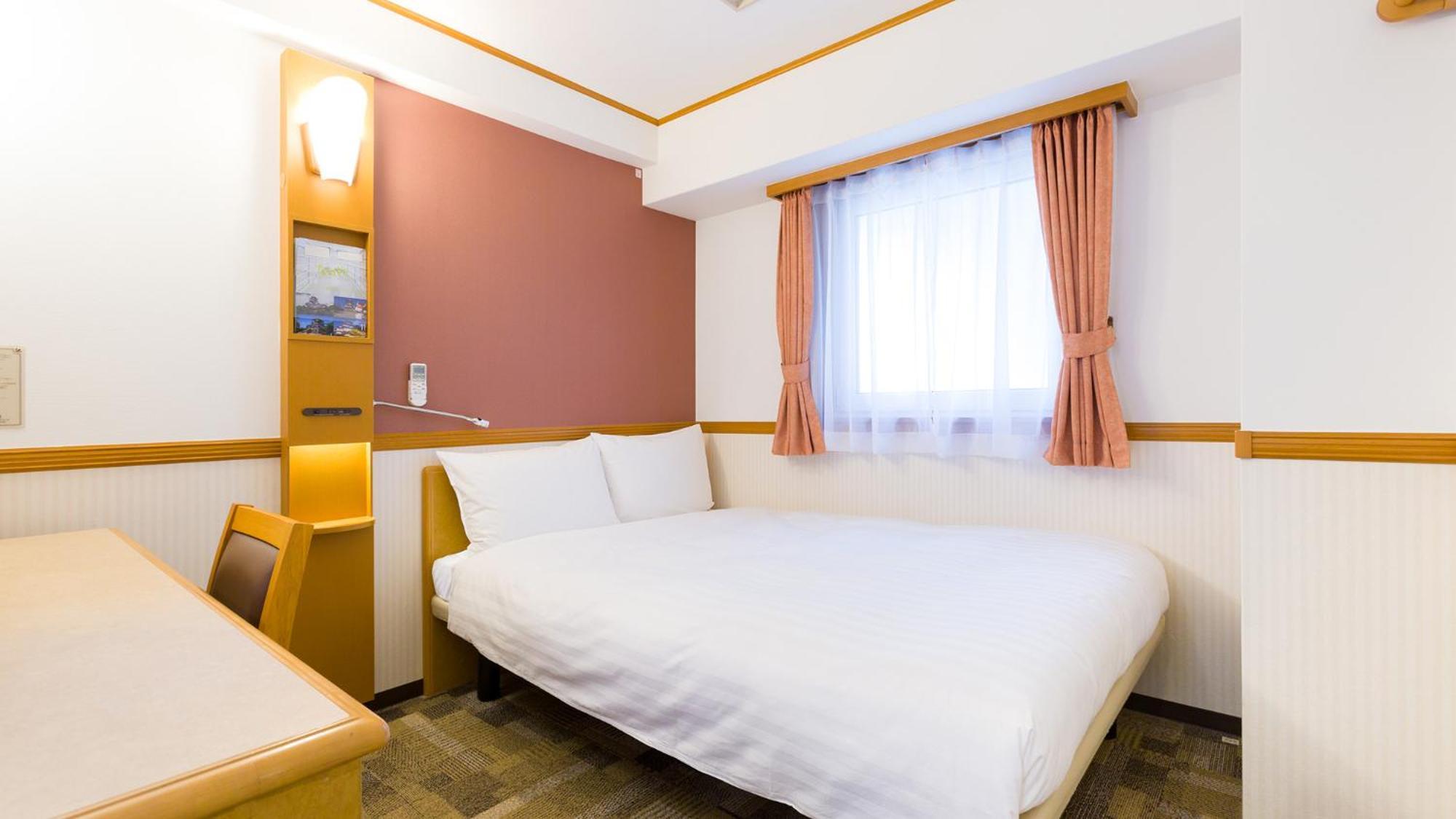 Toyoko Inn Takasaki Eki Nishi Guchi No 2 Oda fotoğraf