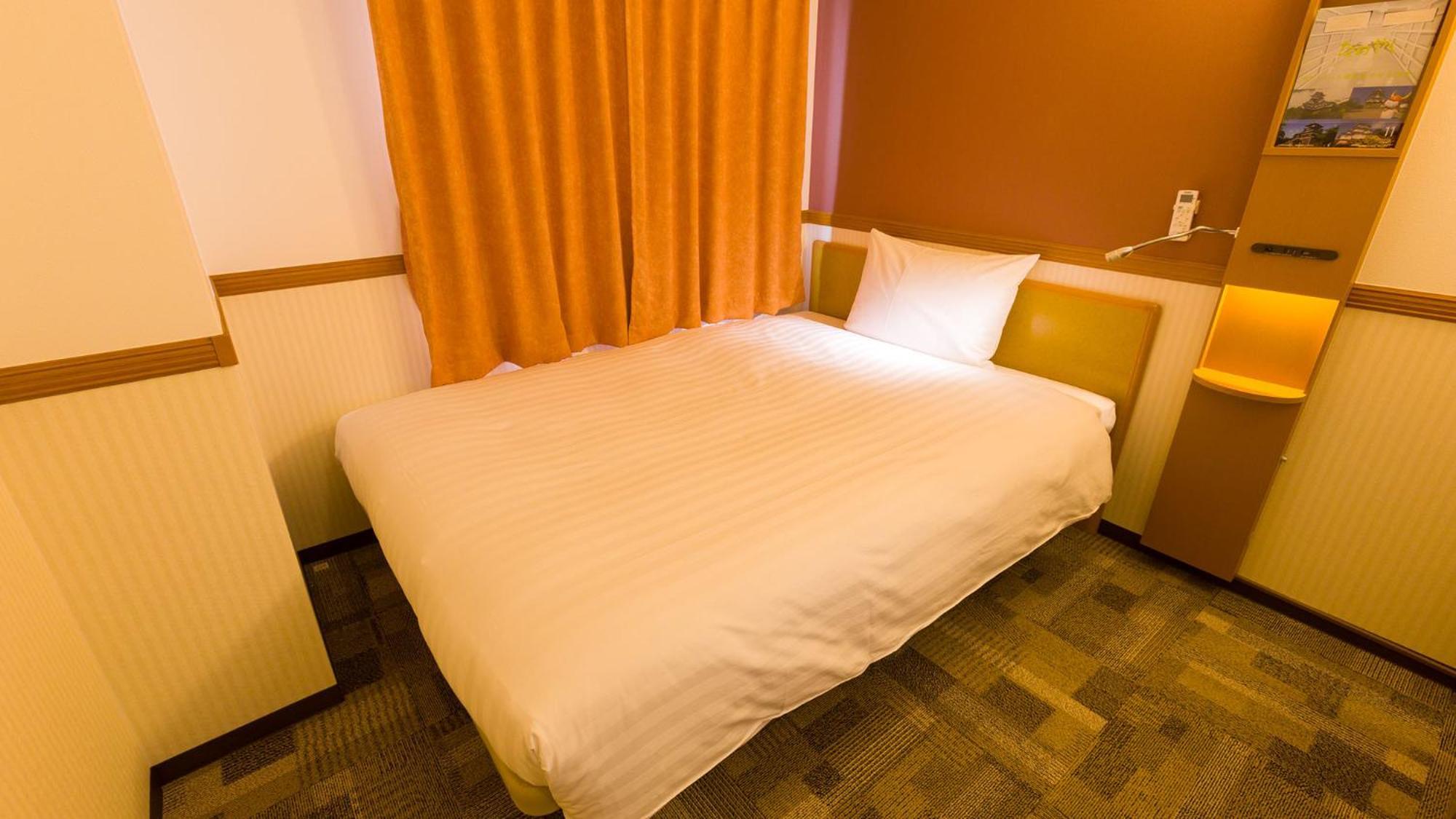 Toyoko Inn Takasaki Eki Nishi Guchi No 2 Oda fotoğraf